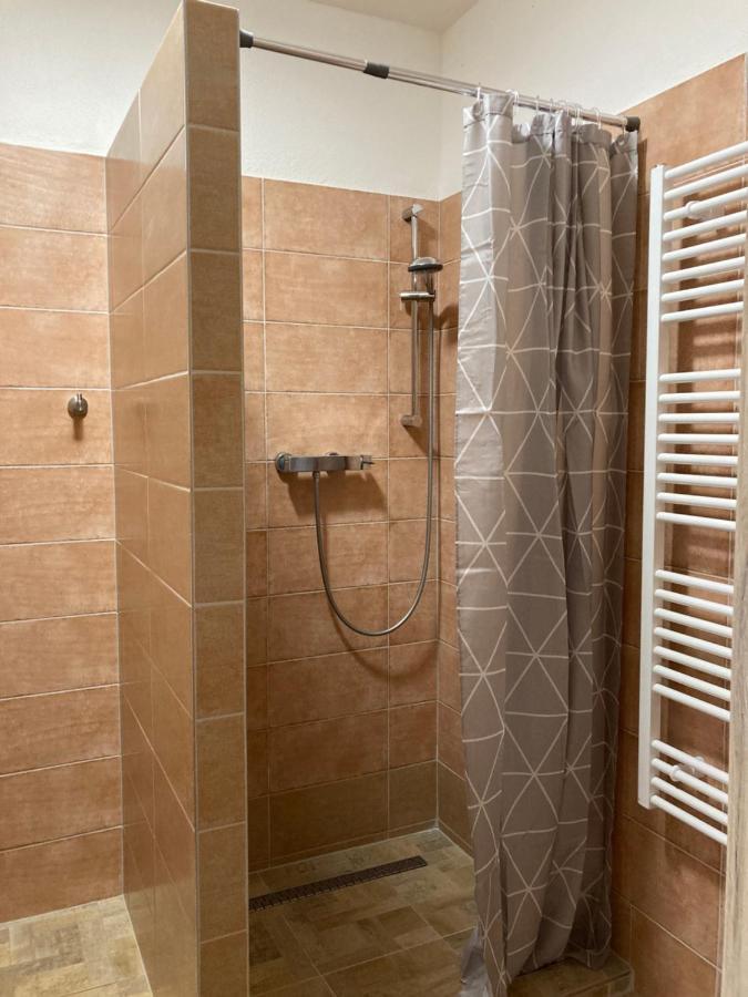 Apartmany S Klimatizaci - Penzion U Kudlacku Pouzdrany Eksteriør billede