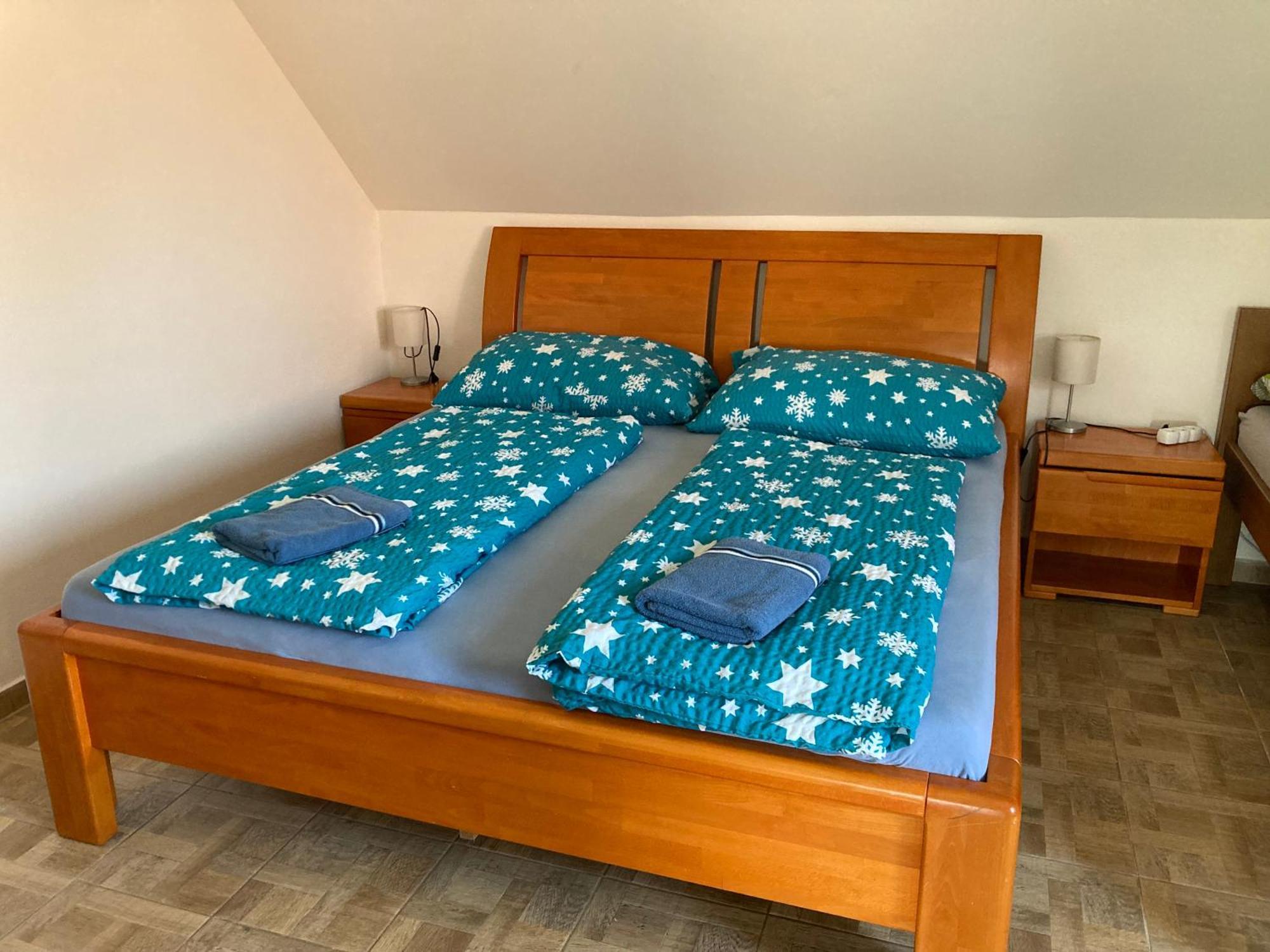 Apartmany S Klimatizaci - Penzion U Kudlacku Pouzdrany Eksteriør billede